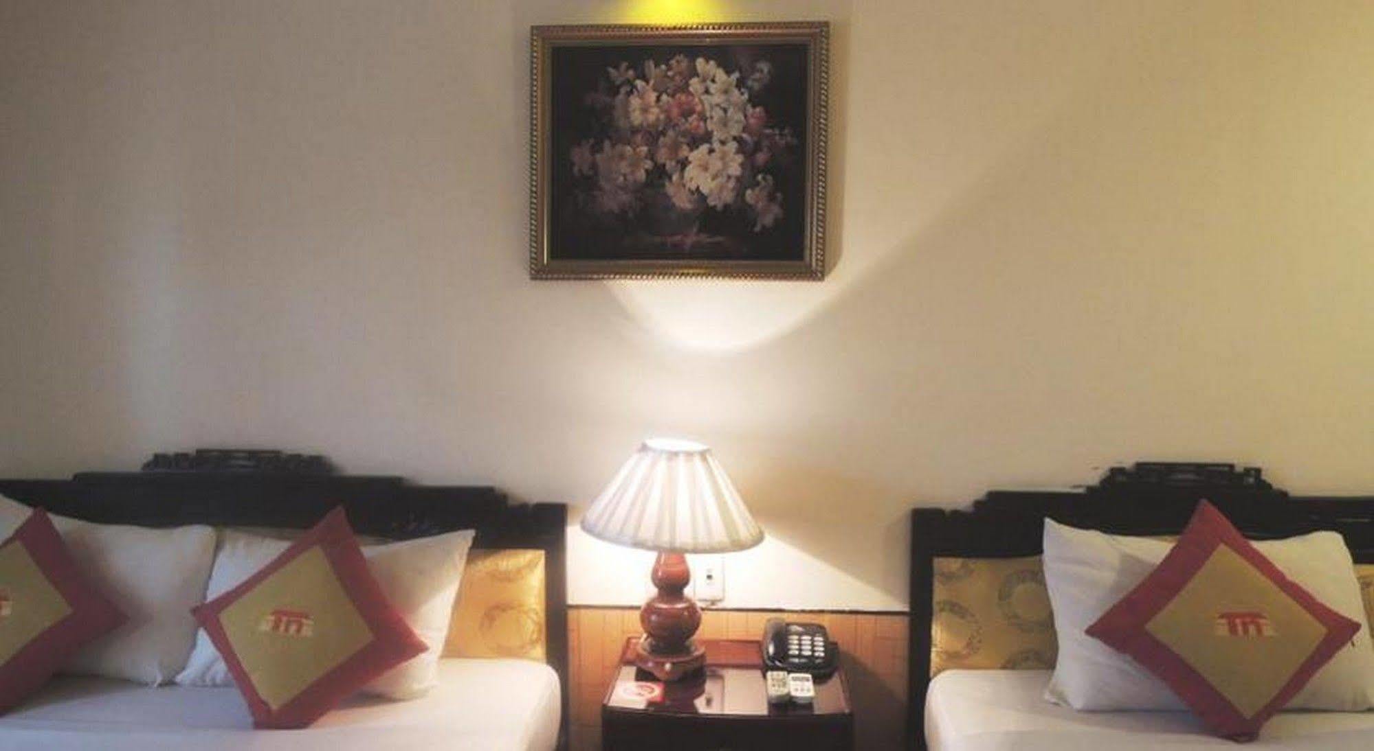 Thanh Noi Hotel Hue Buitenkant foto