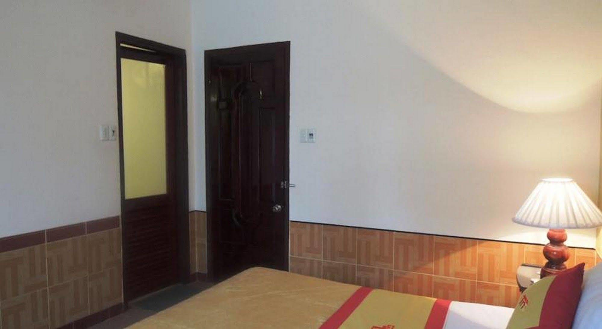 Thanh Noi Hotel Hue Buitenkant foto