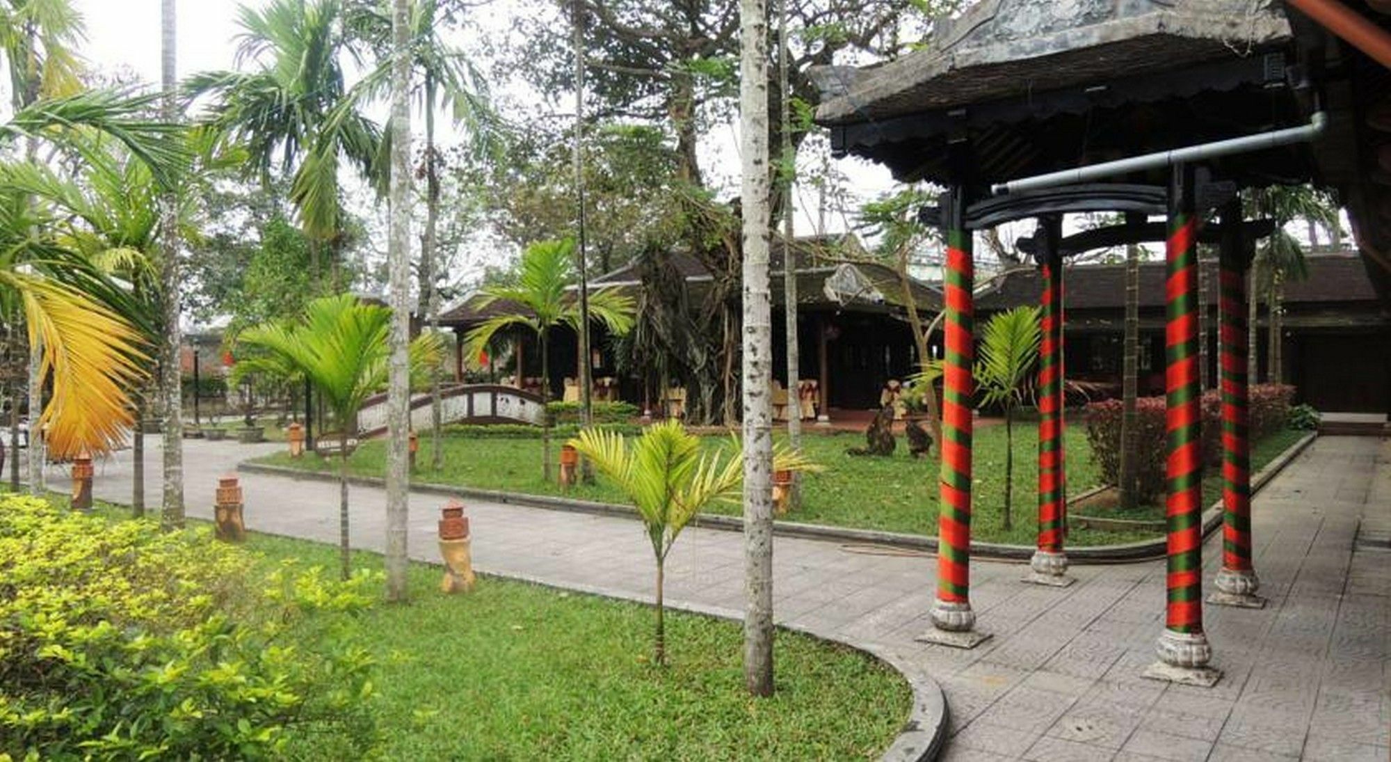Thanh Noi Hotel Hue Buitenkant foto