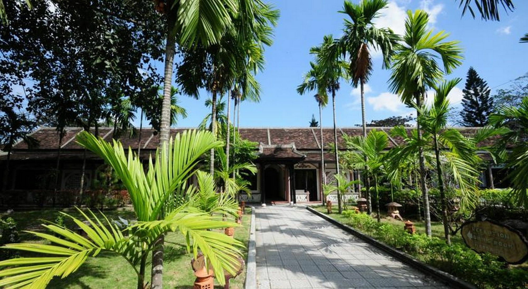Thanh Noi Hotel Hue Buitenkant foto